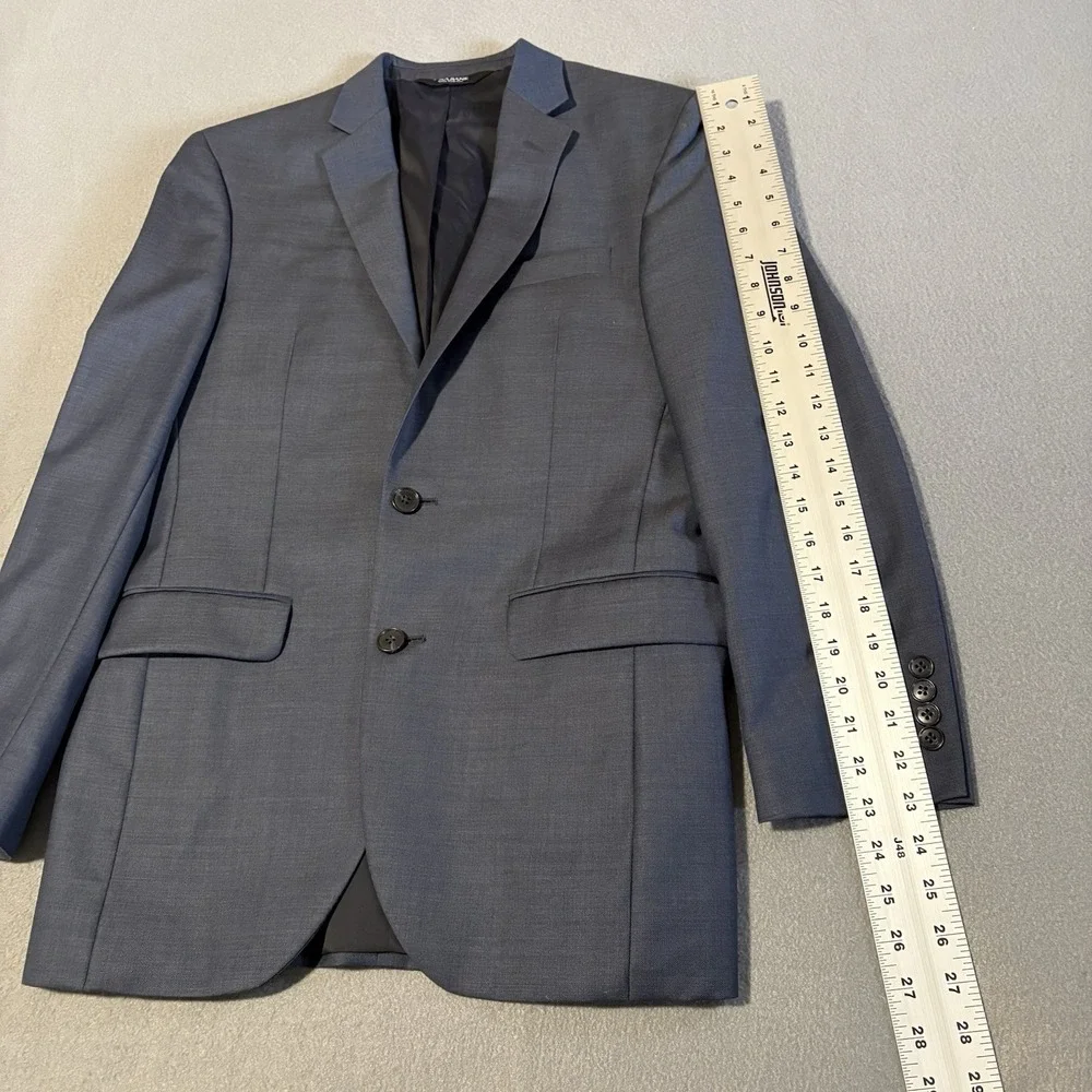 Jos A Bank Traveler Blazer 37R Navy Blue Slim Fit Modern Lightweight 100% Wool